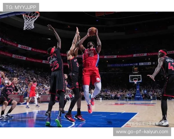 哈登终场前投进关键两分，76人反超完成绝杀